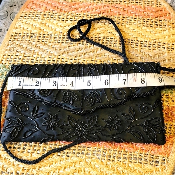 Apt .9 Oriental cross body bag - Picture 8 of 9